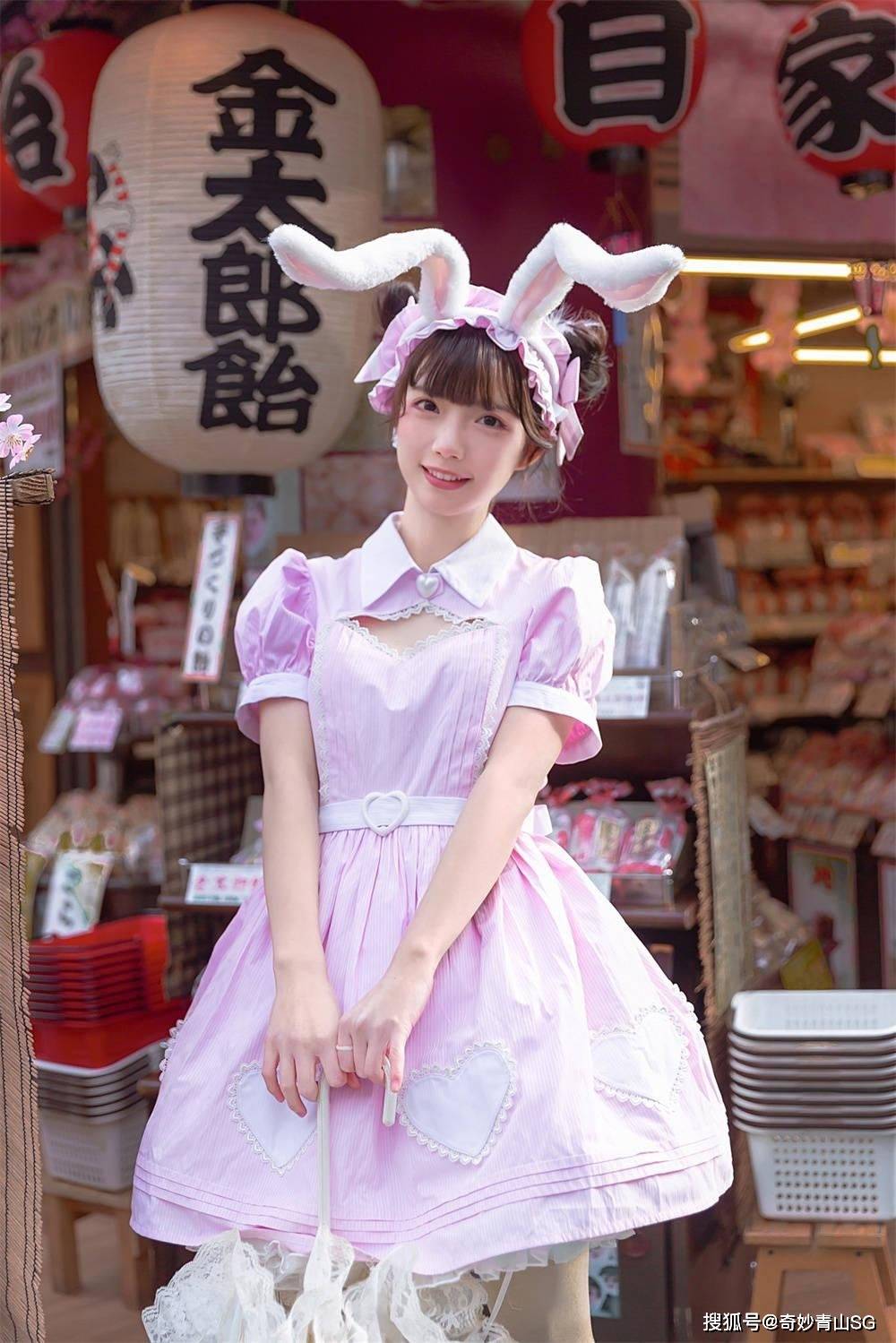 原创冲破二次元的治愈系coser茶叶小果像从漫画里走出来的