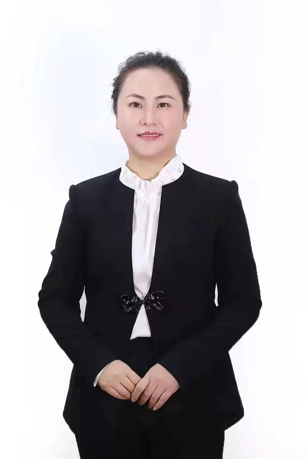 (昂橙母婴创始人 杨亚琼)三元奶粉的动销活动也将线上与线下做了有效