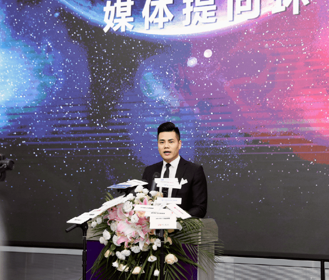 一品堂品牌营销策划董事长李万豪出席索哲门窗五周年音乐发布会