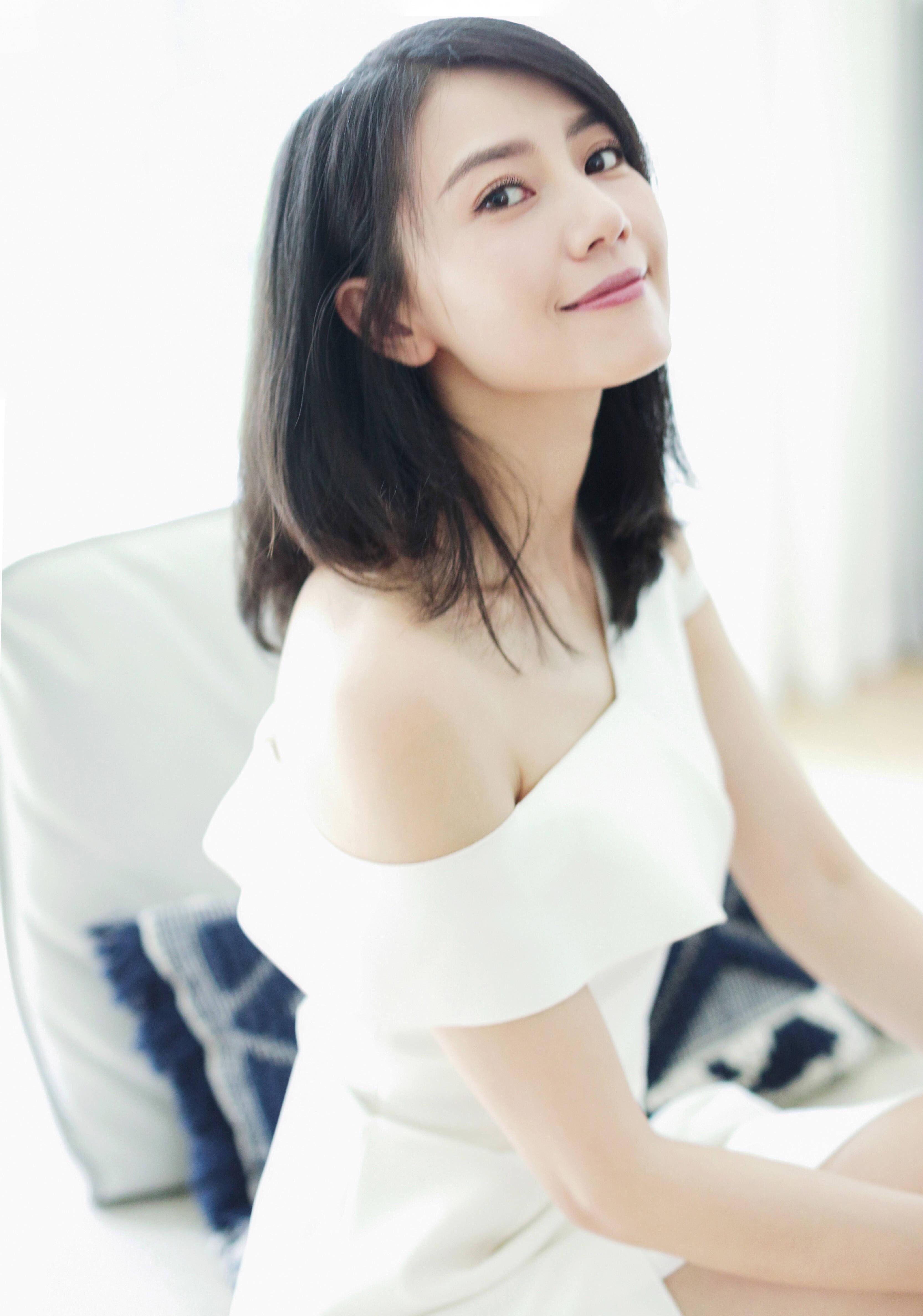 原创女神未老高圆圆近照颜值高状态好打破变丑传闻