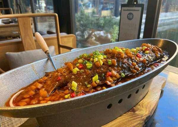 原创
安徽特色美食小吃有哪些