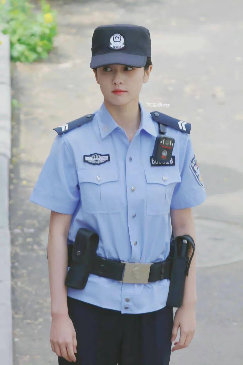 白鹿新剧战损妆美感飙升,好看到我想做头像的程度!