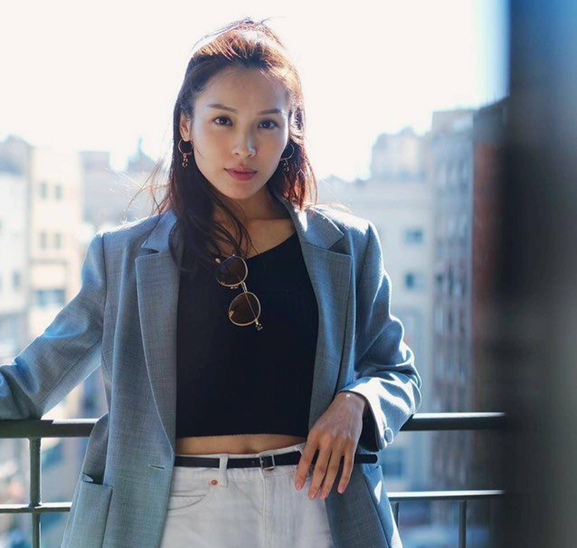 原创李佳芯与拍拖六年男友被爆分手复出的她能否重夺花旦之位