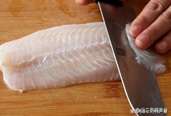 原创做酸菜鱼时牢记3点鱼片滑嫩不碎汤汁酸爽比饭店做的好吃