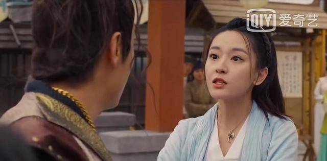 本以为会就此自生自灭的他却意外被仗义少女徐一一(李佳怡饰)救下,还