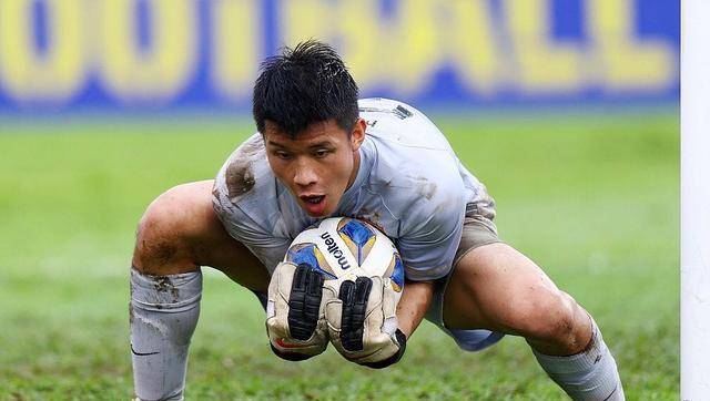 原创0比0山东泰山亚冠拿分易县龙险破门曹政神扑金信煜