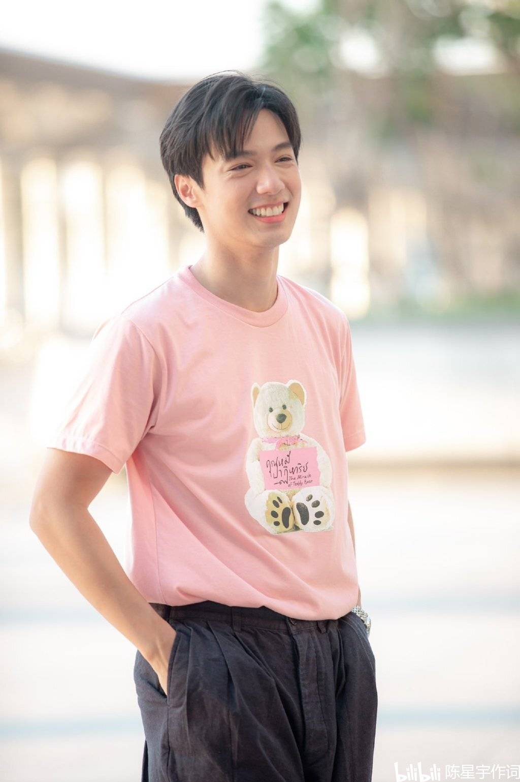 原创泰版肖战泰国冷少jobthuchapon大家都爱泰剧奇迹熊先生的暴躁男孩