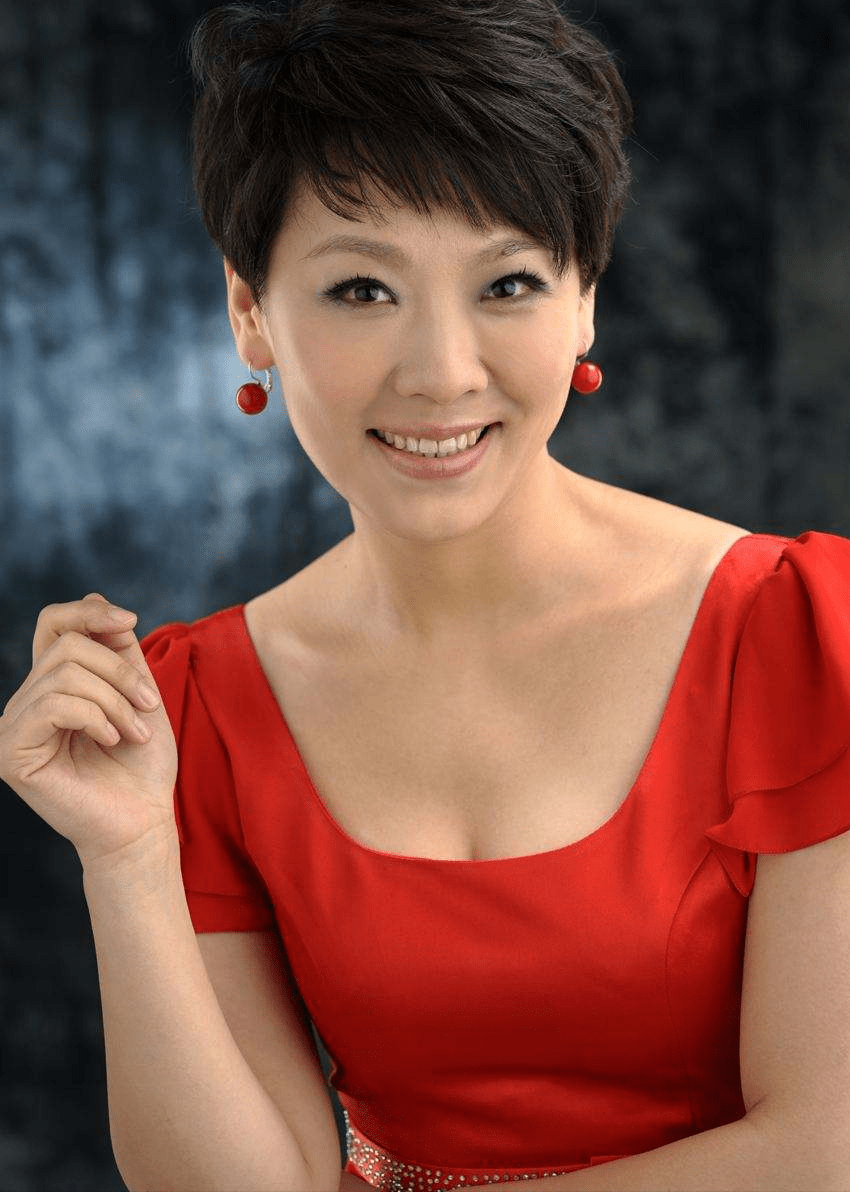 演员吉星老婆图片