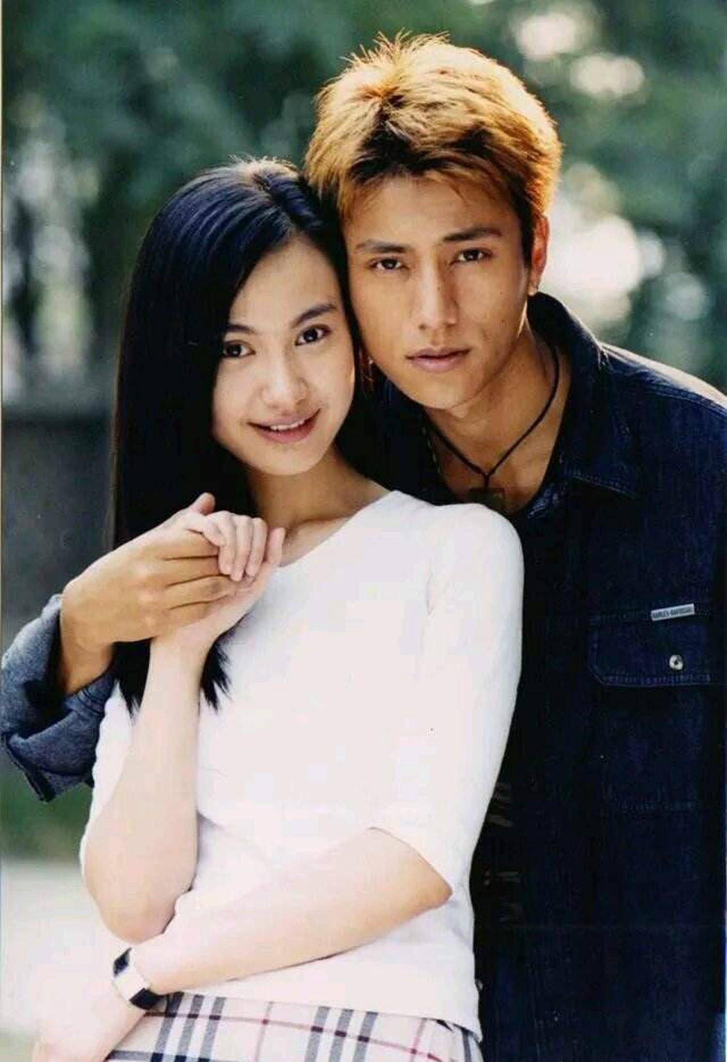 原创39岁杨雪晒女儿近照9岁有有小眼睛迷人颜值与妈妈有所差别