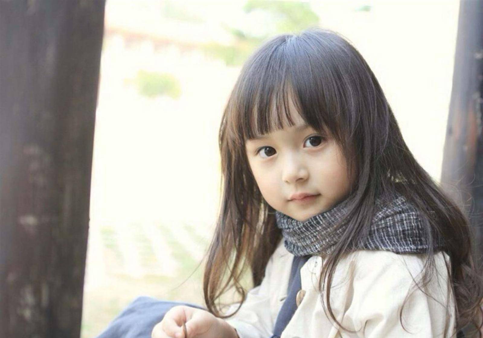 小童星因颜值爆表被网友喊话不许整容现在长这样