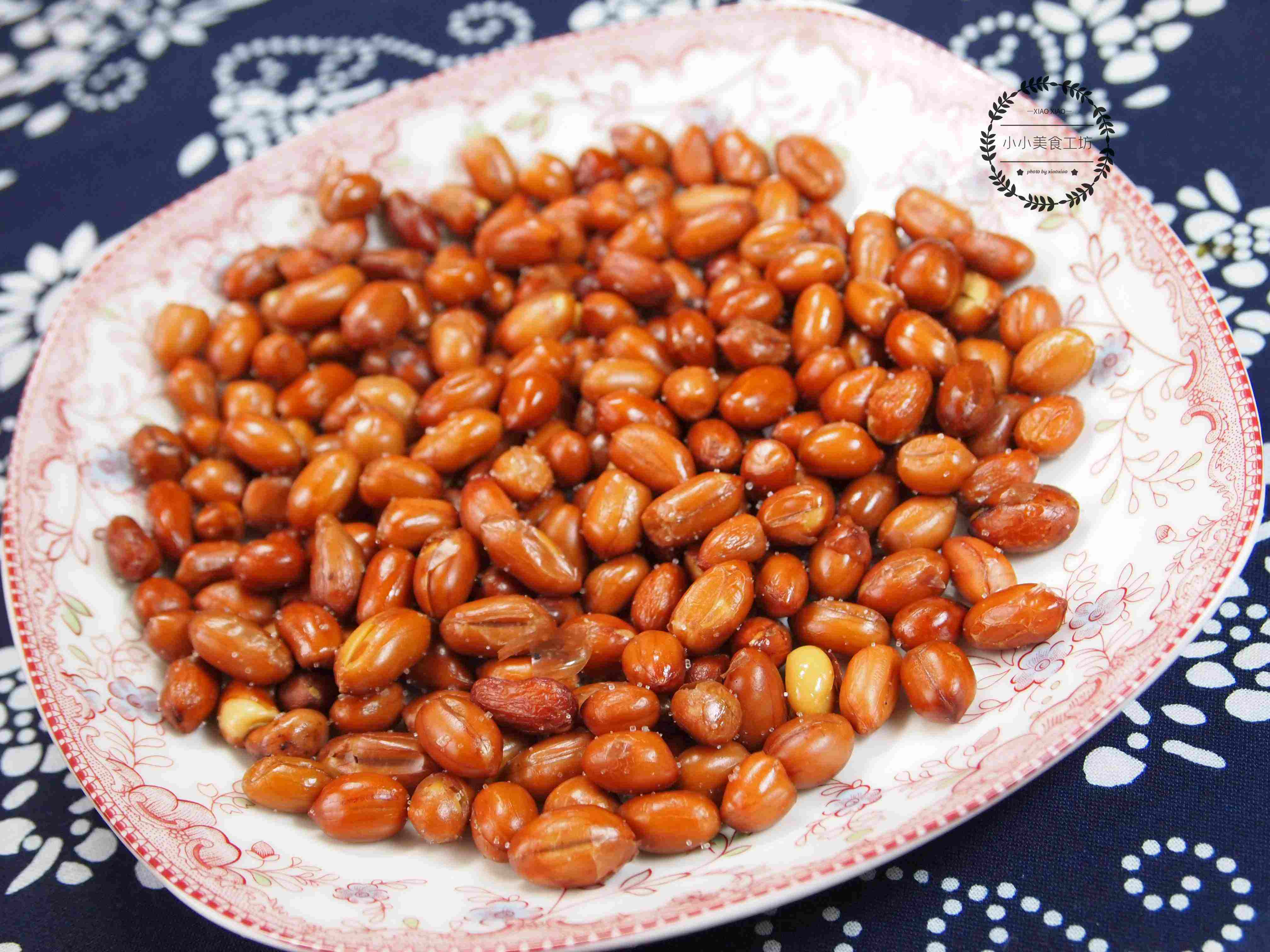 炸花生米 别直接下油锅 多加一步 花生米又脆又香 久放不回潮 火候 时看 做法