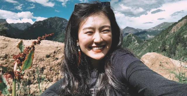 躲进西藏，在海拔4000米的地方画画，她被称为最美汉族唐卡女画师