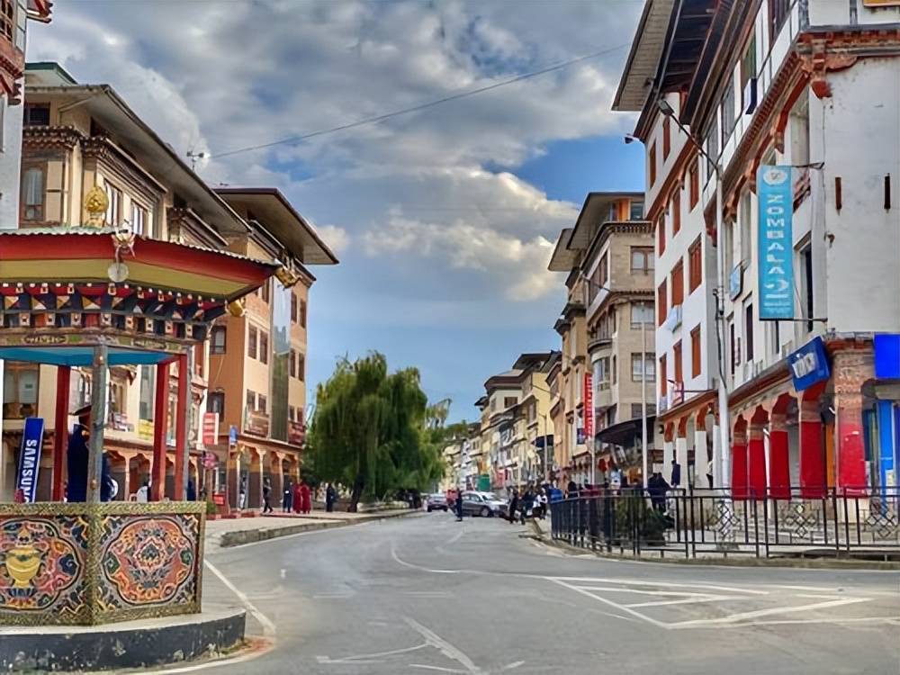 夹在中国和印度之间的不丹究竟是一个怎样的国家_控制_援助国_全球