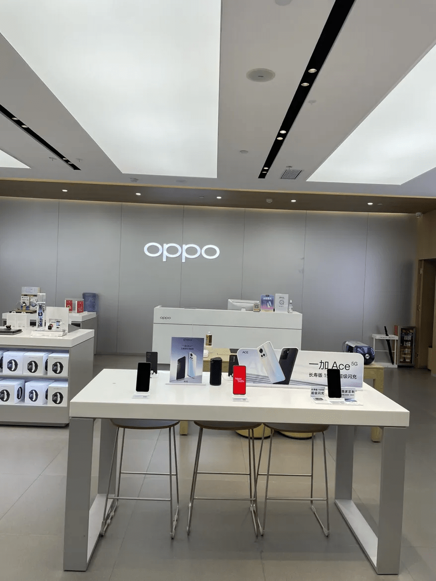 一加ace实体店上手体验塑料也能做得如此有质感