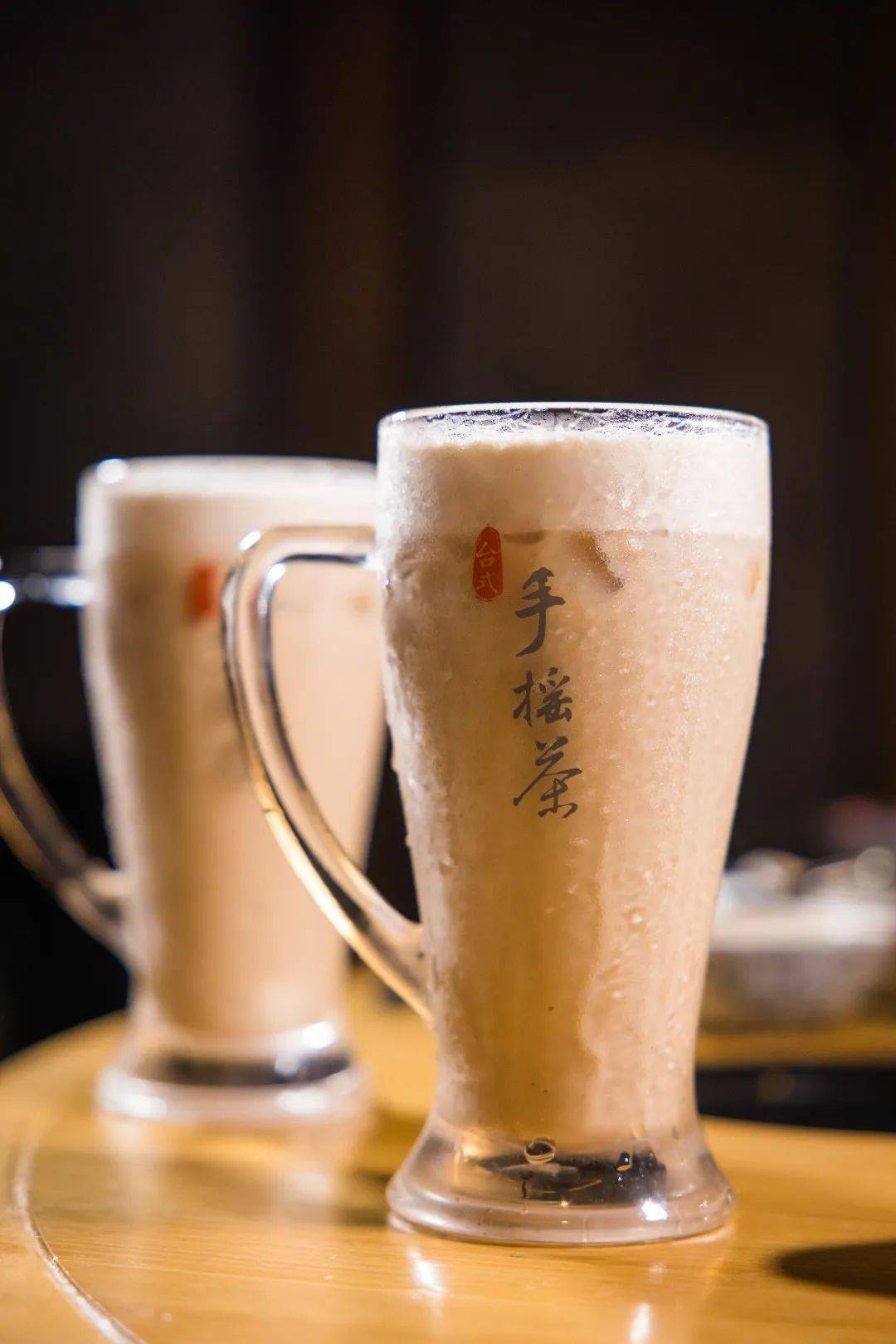 能喝上这奶茶的火锅店就凑凑和ta家有