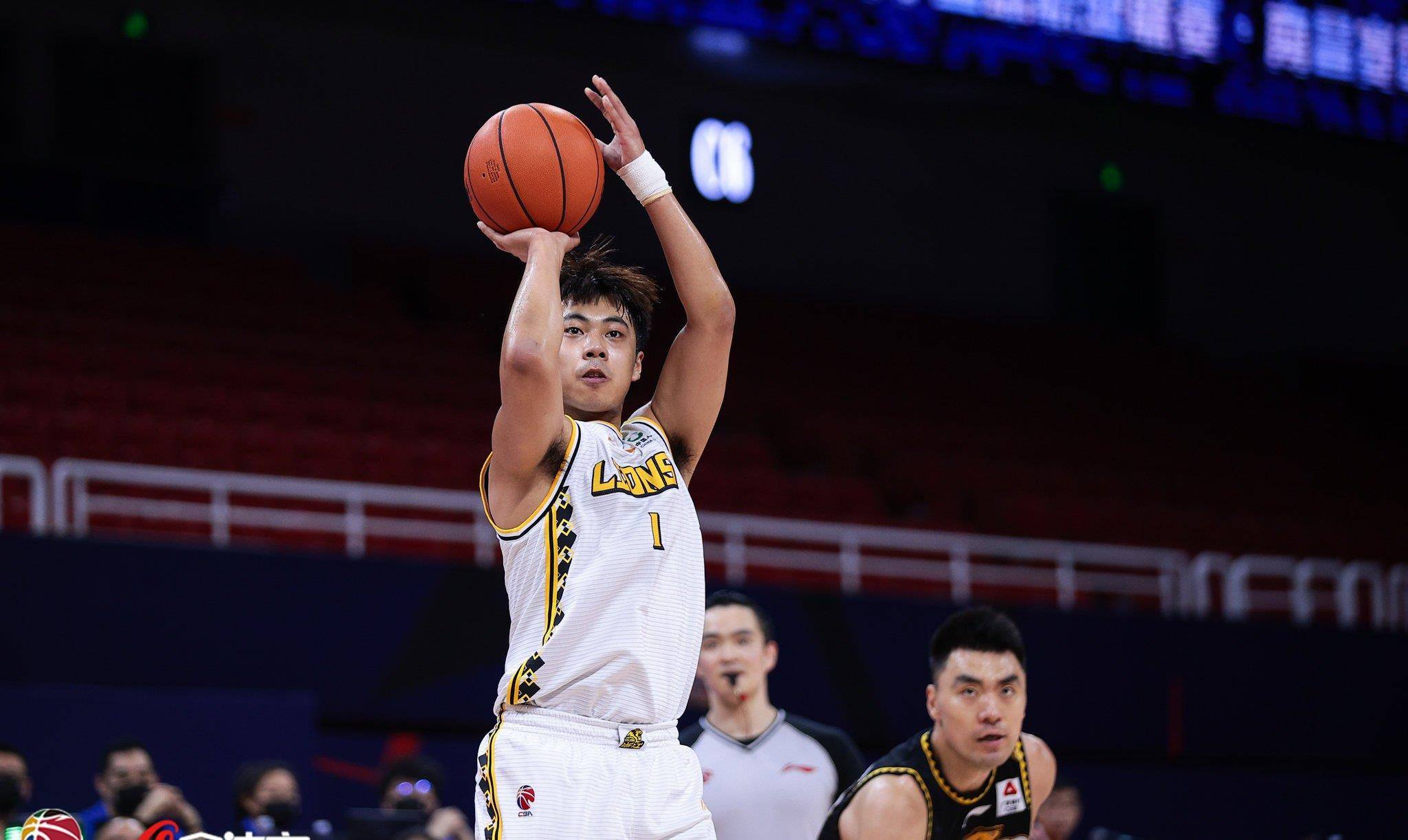 最拉胯还是最倒霉王博为何怒斥许可