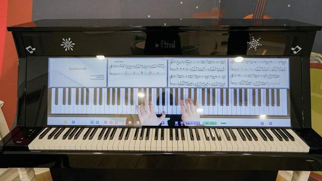 find智慧钢琴测评:带孩子静心学钢琴,比你想象的更简单