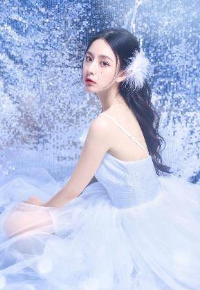 原创专访主播千禧三岁她被称为映客赵丽颖曾零片酬出演女一号