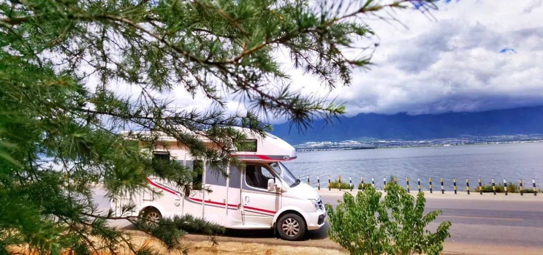 五一亲子营野俩的房车24h和向往的生活一起行驶在路上