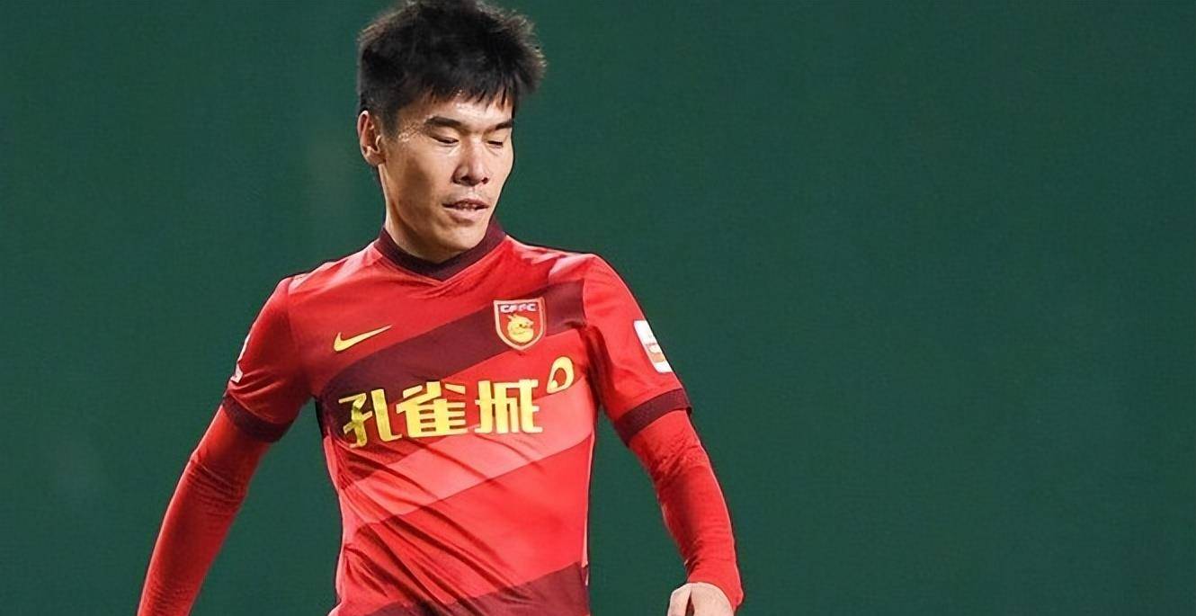 昔日国足王牌指挥官在列_王秋明_田依浓_于根伟