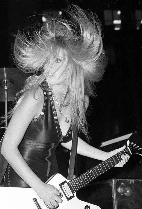 九十年代摇滚女歌手图片