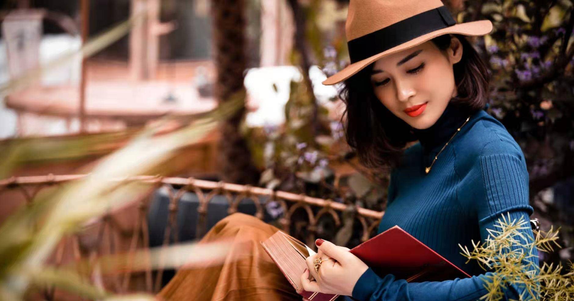 原创童蕾已经结婚多年并育有一女夸赞老公很会做饭非常爱她