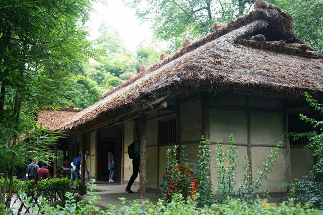 杜甫草堂 茅草屋图片