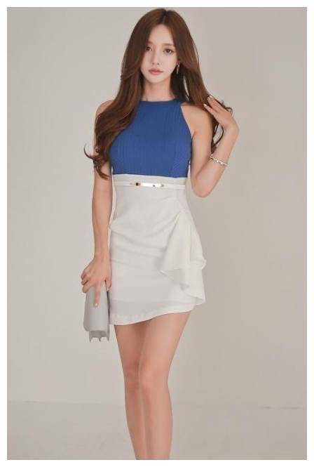 原创甜美温婉紧身裙美女亭亭玉立靓丽身形非常有韵味