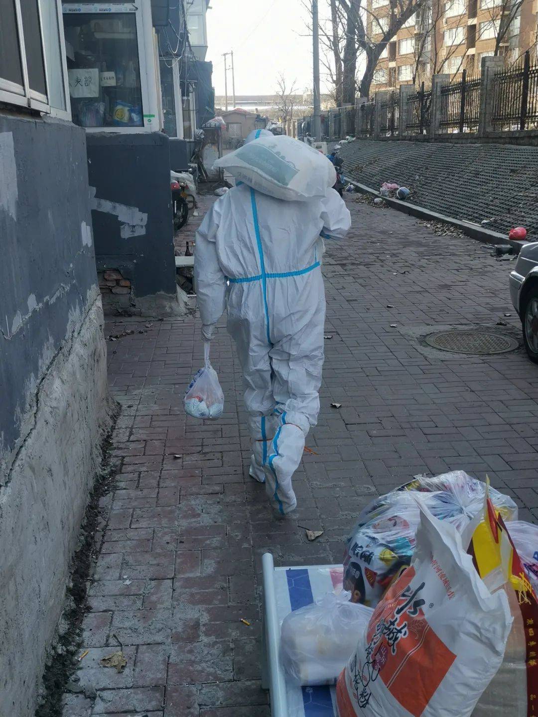 长春市直机关下沉一线党员干部战疫微故事