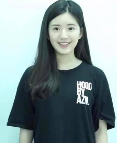 原创赵露思18岁试镜满脸胶原蛋白清纯甜美小圆脸颇有当年赵丽颖的影子