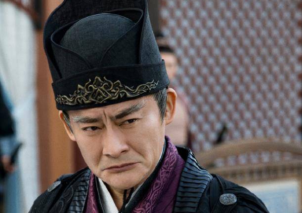 景岗山儿子考上中戏,颜值超高好似混血儿,网友们却建议他改名_景天一