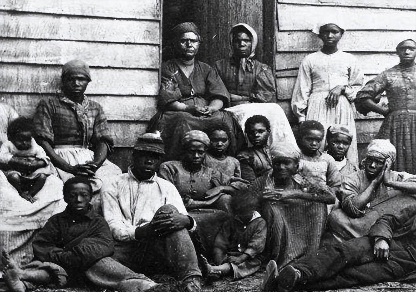 原创顶级昏君杜瓦利埃拿捏美国软肋自己拉美首富百姓却穷到吃土