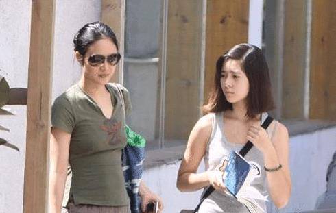 姜文24岁女儿近照，中法混血美艳动人，模样不输后妈周韵