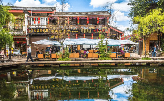 丽江一古镇，不仅是中国魅力名镇，还被誉为是“20年前的丽江”