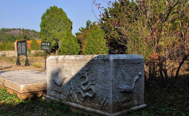 原创崇祯的末日上吊并非自愿他也曾经想过南迁