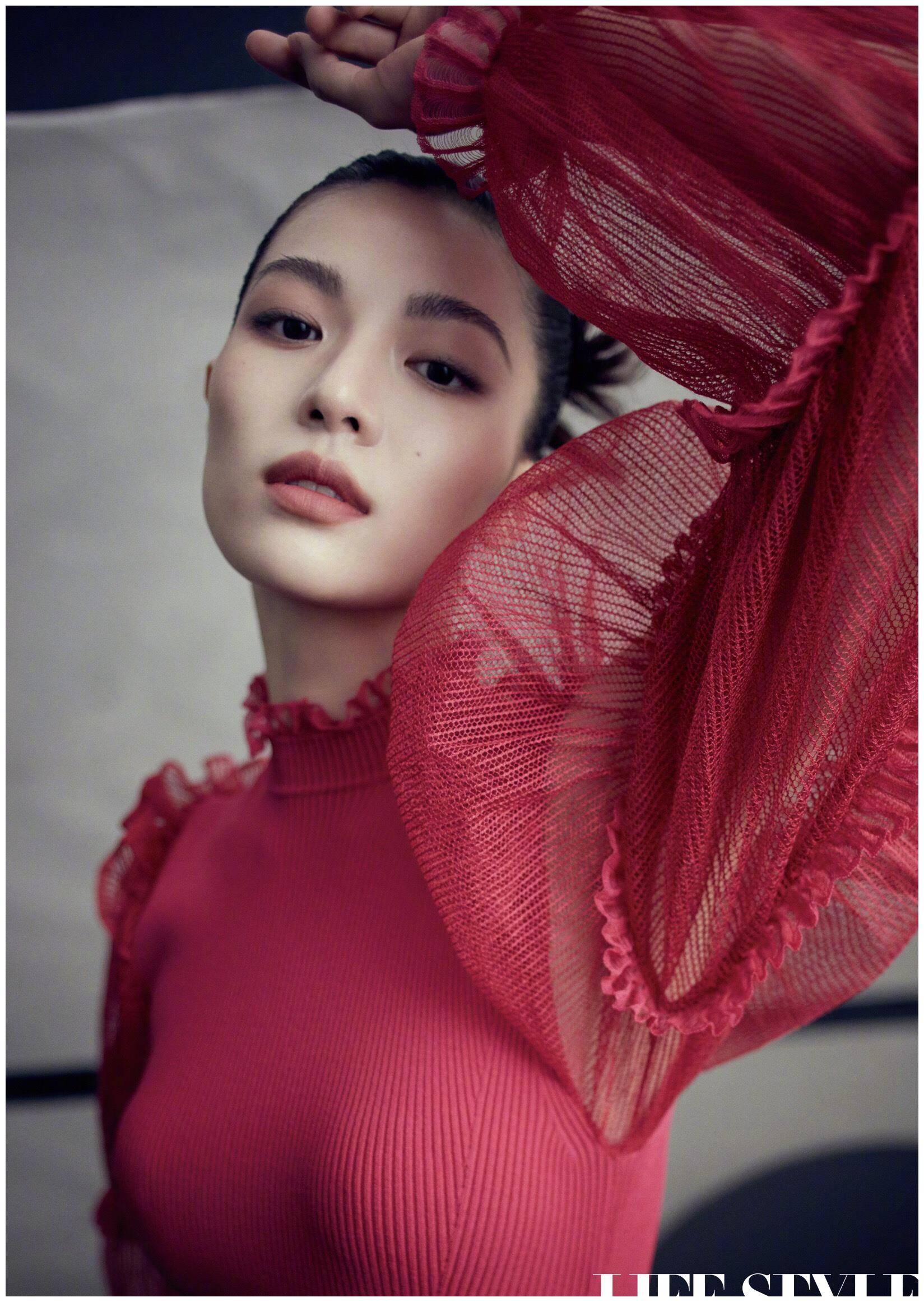 高级脸女艺人又营业了!