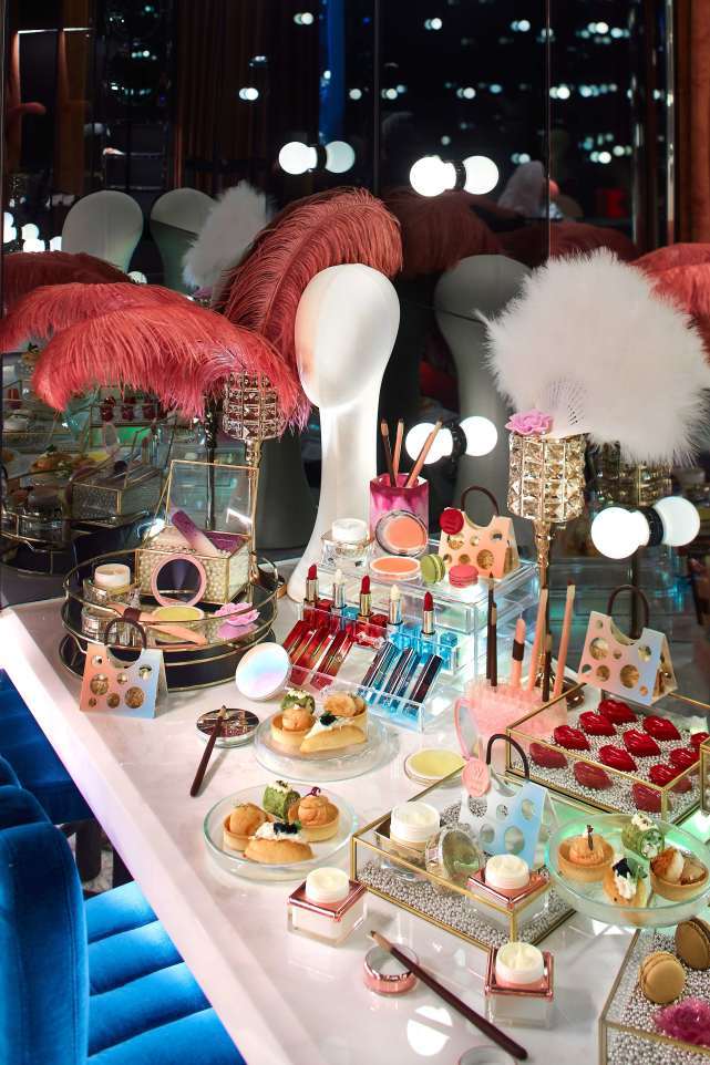 邀上闺蜜好友在潮堂悦境品尝与barista honor主理人联合研发的全新