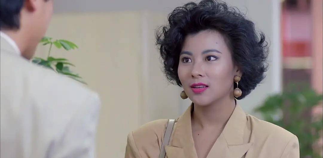 李美凤年轻时有多时髦?