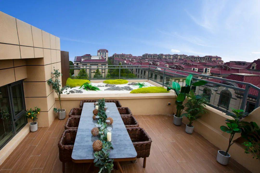 别墅生活一方露台蕴藏叠墅生活的n种美好