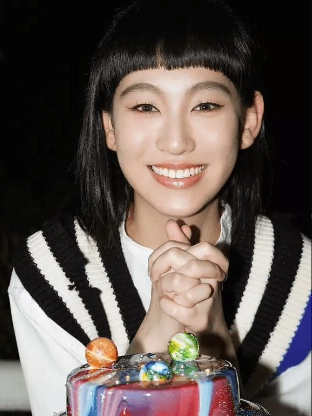 原创两位00后小将没上场今晚tvb湖南卫视的收视率令人堪忧