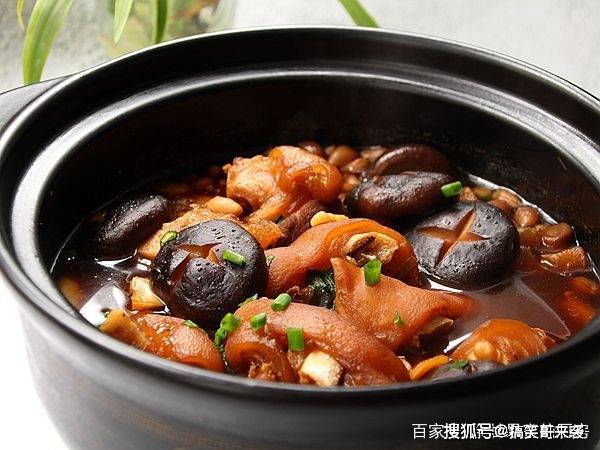 花生与猪蹄这样炖,上桌就被夸鲜味十足,只因多加了它_香菇_味道_食材