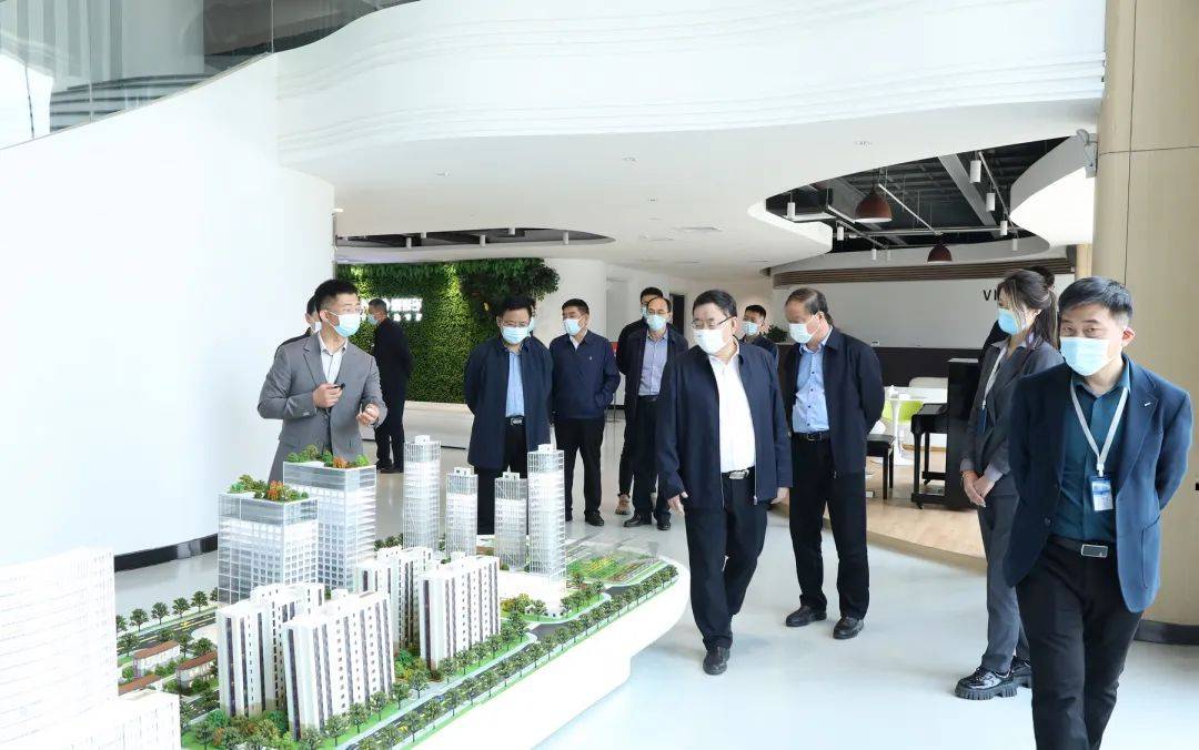 正值春风浩荡时杨洪涛书记率调研组莅临爱客多