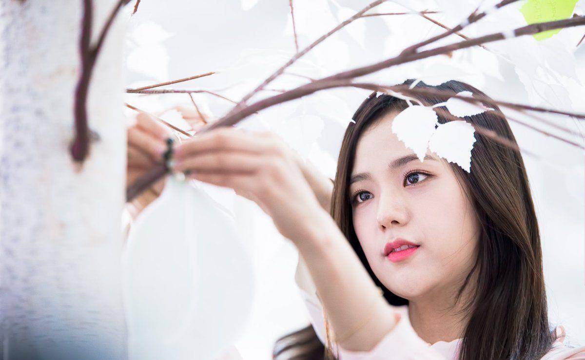 jisoo如何成为主角的?电视剧《snowdrop》的拍摄仍在进行中.