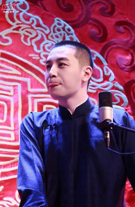 原创王九龙曝光德云斗笑社内容孟鹤堂烧饼等集体化身捏脚技师