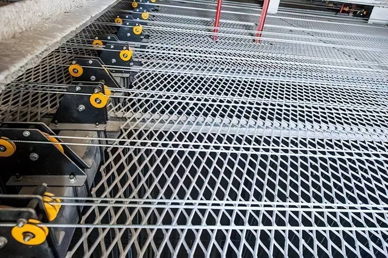 技术贴:舞台葡萄架(栅顶)的结构形式及设计_龙骨_焊接式_剧场