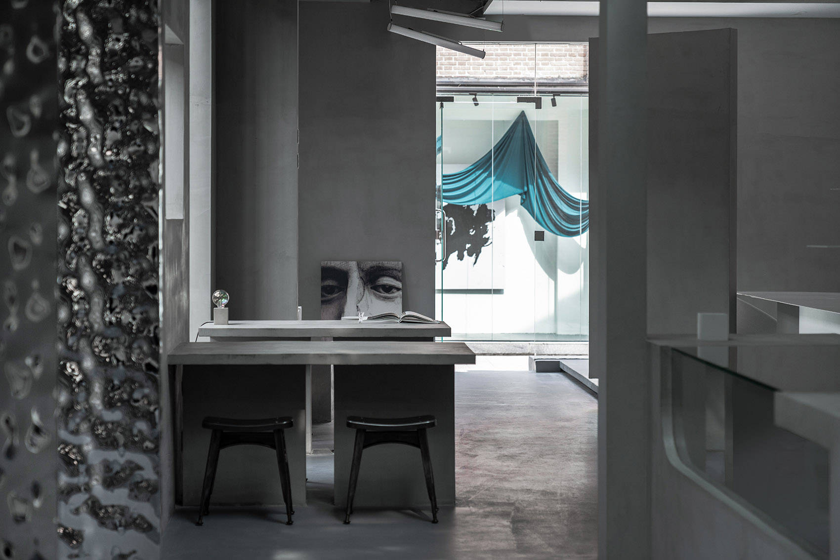 江苏淮安·“芷麦”甜品咖啡店 / SIM