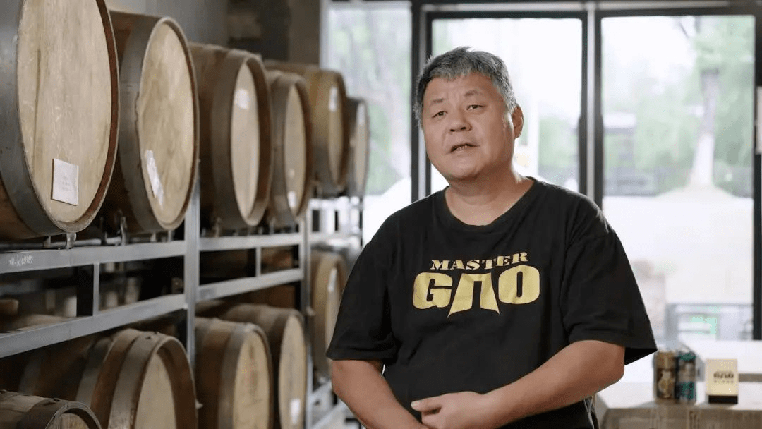 国内没有精酿啤酒,便在家乡南京开了中国第一家精酿酒厂——"高大师"