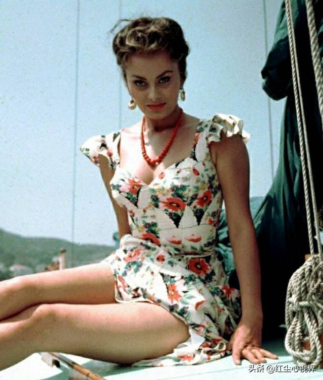 瓦莱丽·艾伦42.路易斯·史密斯43.帕特里夏·罗克44.琼·柯林斯45.