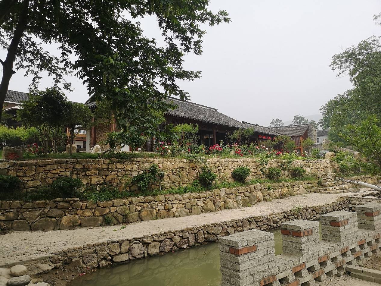 着力培育董家河镇,浉河港镇