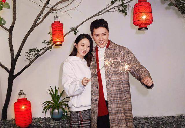 原创网曝赵丽颖冯绍峰将于5月份举办婚礼喜糖已在抓紧定制中